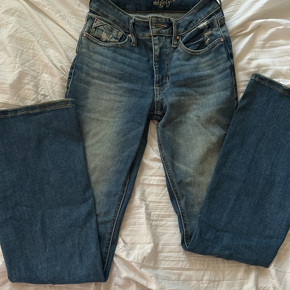Jeans - Picture 2 of 4